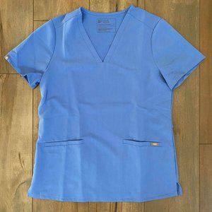 Women's Casma Three Pocket Scrub Top in Ceil Blue